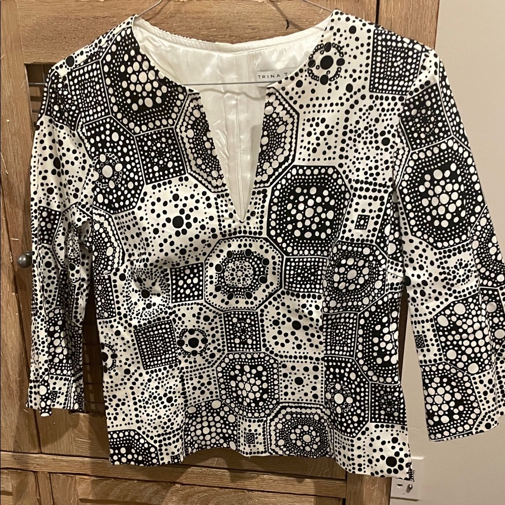 Trina Turk Monochrome Geometric Blouse